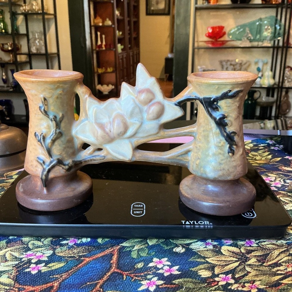 ROSEVILLE Green Magnolia Clematis Double Candle Holder 186-4 1/ 2 (repaired)